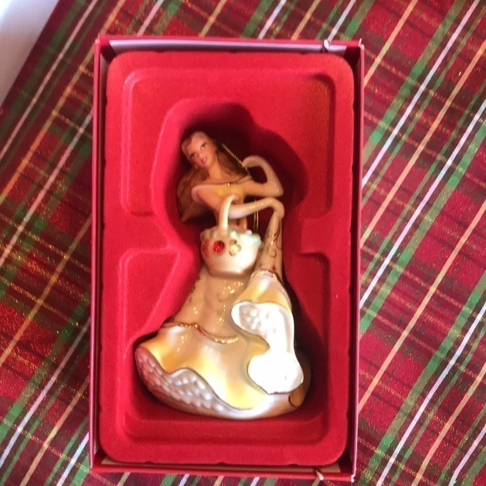 Brand New Lenox Disney Showcase Princess Belle Christmas Tree Ornament